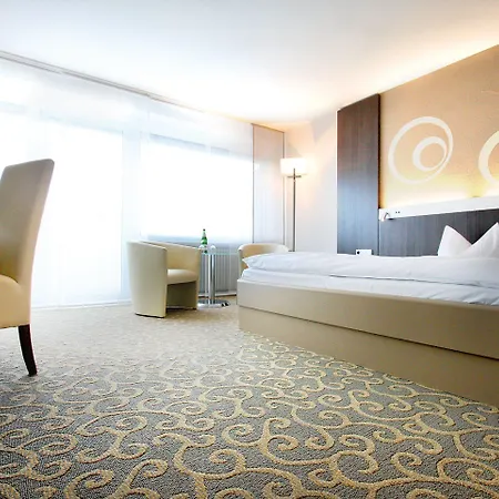 فندق Frankenland 4*